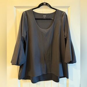 Kensie Women's Black Bell Sleeve Blouse